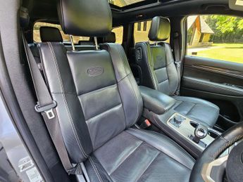 JEEP GRAND CHEROKEE 3.0 Grand Cherokee Overland CRD Auto 4WD 5dr