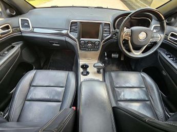 JEEP GRAND CHEROKEE 3.0 Grand Cherokee Overland CRD Auto 4WD 5dr