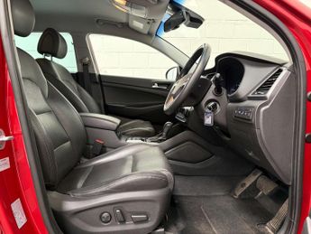 Hyundai TUCSON 1.7 CRDi Blue Drive Premium DCT Euro 6 (s/s) 5dr