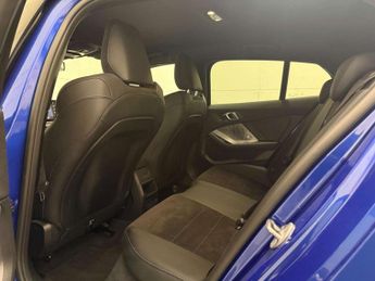 BMW 1 Series 1.5 120i MHT M Sport DCT Euro 6 (s/s) 5dr