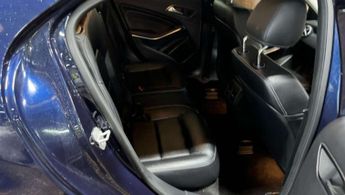 Mercedes-Benz A Class 1.5 A180d Sport Hatchback 5dr Diesel 7G-DCT Euro 6 (s/s) (109 ps