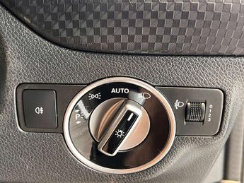 Mercedes-Benz A Class 1.5 A180d Sport Hatchback 5dr Diesel 7G-DCT Euro 6 (s/s) (109 ps