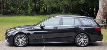 MERCEDES-BENZ C-CLASS 4.0 AMG C63 Auto 5dr