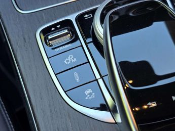 MERCEDES-BENZ C-CLASS 4.0 AMG C63 Auto 5dr