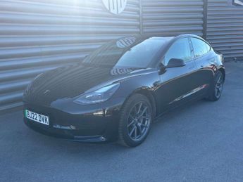 TESLA MODEL 3 Model 3 Standard Range + 4dr