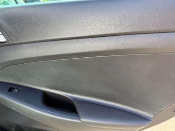 Hyundai TUCSON 1.6 Tucson SE Nav 48v MHEV CRDi 2WD 5dr