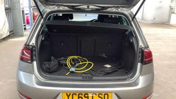 VOLKSWAGEN GOLF e-Golf 5dr