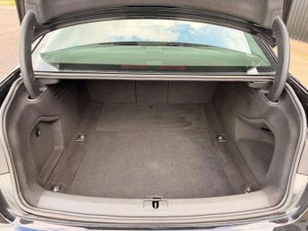 AUDI A4 2.0 A4 Technik 35 TFSI MHEV Semi-Auto 4dr