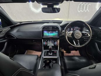 Jaguar XE 2.0 D180 R-Dynamic HSE Saloon 4dr Diesel Auto Euro 6 (s/s) (180 