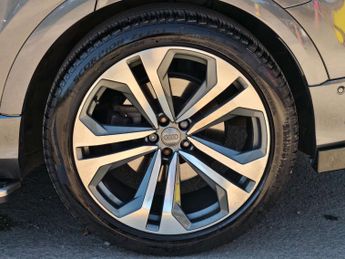 Audi Q8 3.0 Q8 S Line 50 TDI Quattro Auto 4WD 5dr