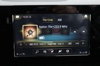 Mercedes-Benz GLA 1.3 GLA180 AMG Line SUV 5dr Petrol 7G-DCT Euro 6 (s/s) (136 ps)