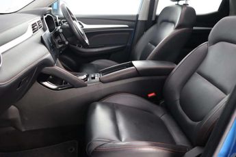 MG MG ZS 72.6kWh Trophy Long Range SUV 5dr Electric Auto (156 ps)