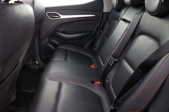MG MG ZS 72.6kWh Trophy Long Range SUV 5dr Electric Auto (156 ps)