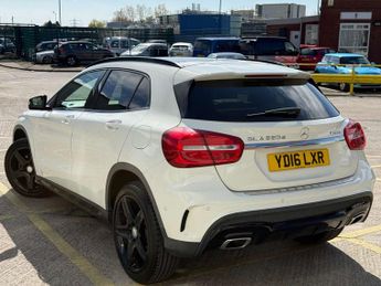 MERCEDES-BENZ GLA 2.1 GLA 220 D 4Matic AMG Line Premium+ Automatic 4WD 5dr - NATIO