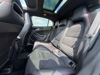 MERCEDES-BENZ GLA 2.1 GLA 220 D 4Matic AMG Line Premium+ Automatic 4WD 5dr - NATIO