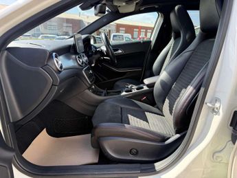 MERCEDES-BENZ GLA 2.1 GLA 220 D 4Matic AMG Line Premium+ Automatic 4WD 5dr - NATIO