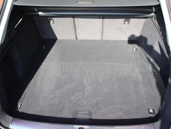 AUDI A4 2.0 TFSI MHEV 35 Sport Edition Auto ESTATE