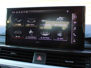 AUDI A4 2.0 TFSI MHEV 35 Sport Edition Auto ESTATE