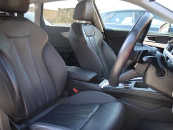 AUDI A4 2.0 TFSI MHEV 35 Sport Edition Auto ESTATE