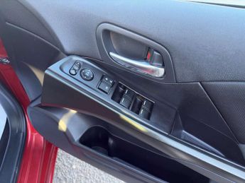 HONDA CIVIC 1.6 Civic i-DTec SE+ Navi 5dr