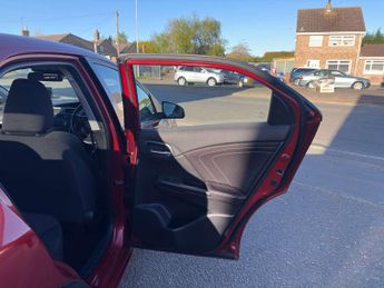 HONDA CIVIC 1.6 Civic i-DTec SE+ Navi 5dr