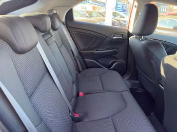 HONDA CIVIC 1.6 Civic i-DTec SE+ Navi 5dr