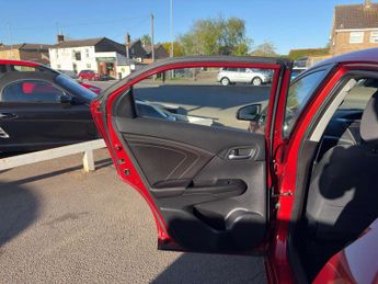 HONDA CIVIC 1.6 Civic i-DTec SE+ Navi 5dr