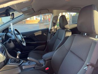 HONDA CIVIC 1.6 Civic i-DTec SE+ Navi 5dr