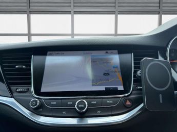 Vauxhall Astra 1.4i Turbo SRi Nav Sports Tourer 5dr Petrol Auto Euro 6 (s/s) (1