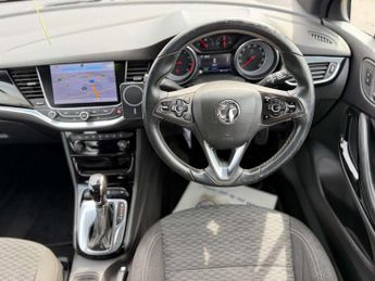 Vauxhall Astra 1.4i Turbo SRi Nav Sports Tourer 5dr Petrol Auto Euro 6 (s/s) (1