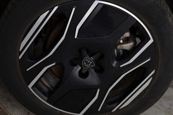 Peugeot E-3008 73kWh GT SUV 5dr Electric Auto (210 ps)
