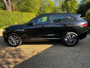 Jaguar F-PACE 2.0 F-PACE R-Sport AWD D Auto 4WD 5dr