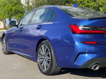 BMW 3 SERIES 2.0 320d M Sport Auto 4dr