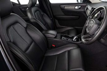 Volvo XC40 2.0 B4 MHEV Inscription Pro SUV 5dr Petrol Hybrid Auto Euro 6 (s
