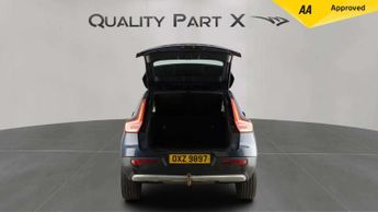 Volvo XC40 2.0 B4 MHEV Inscription Pro SUV 5dr Petrol Hybrid Auto Euro 6 (s