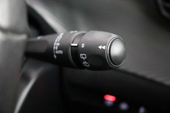 Peugeot E-2008 50kWh Allure Premium + SUV 5dr Electric Auto (7kW Charger) (136 