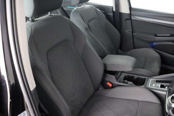Volkswagen Golf 1.5 eTSI MHEV Style Hatchback 5dr Petrol Hybrid DSG Euro 6 (s/s)