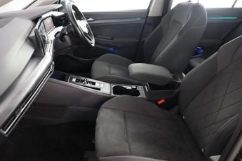 Volkswagen Golf 1.5 eTSI MHEV Style Hatchback 5dr Petrol Hybrid DSG Euro 6 (s/s)