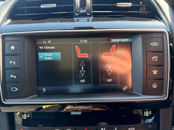 JAGUAR F-PACE 2.0 F-PACE Portfolio AWD D Auto 4WD 5dr