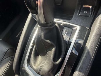 Nissan QASHQAI 1.3 Qashqai Tekna DiG-T Semi-Auto 5dr
