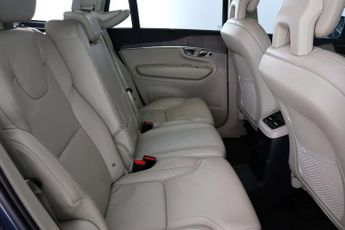 Volvo XC90 2.0h T8 Twin Engine Recharge 11.6kWh Inscription Pro SUV 5dr Pet