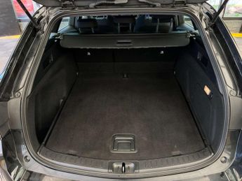 TOYOTA COROLLA 2.0 Corolla Icon Tech HEV CVT 5dr