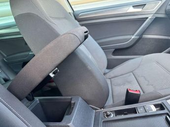 VOLKSWAGEN GOLF e-Golf 5dr