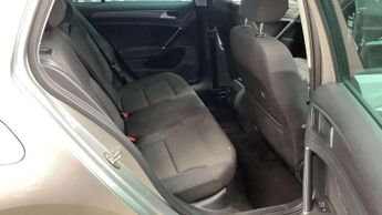VOLKSWAGEN GOLF e-Golf 5dr