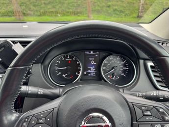Nissan QASHQAI 1.2 DIG-T Acenta XTRON Euro 6 (s/s) 5dr