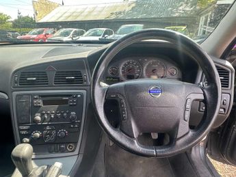 VOLVO V70 2.4 V70 D S E4 5dr