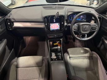 VOLVO XC40 2.0 XC40 + B3 MHEV Auto 5dr