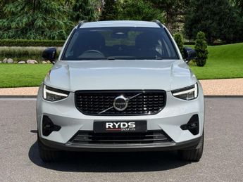 VOLVO XC40 2.0 XC40 + B3 MHEV Auto 5dr