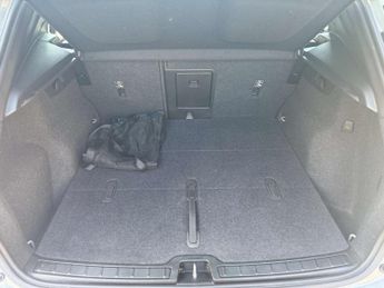 VOLVO XC40 2.0 XC40 + B3 MHEV Auto 5dr