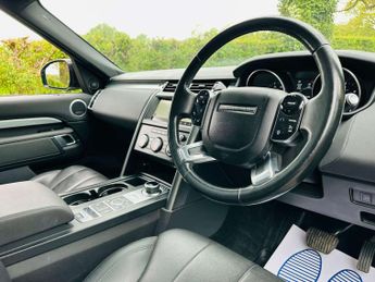 LAND ROVER DISCOVERY 3.0 Discovery Landmark SD6 Auto 4WD 5dr